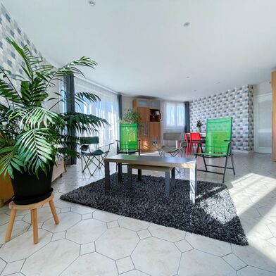 Appartement 6 pièces 300000 €