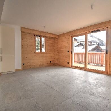 Appartement  595000 €