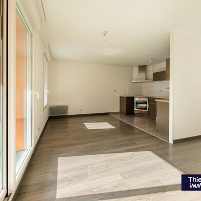 Appartement 3 pièces 296800 €