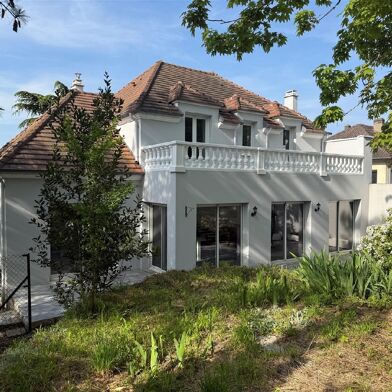 Maison 8 pièces 649000 €