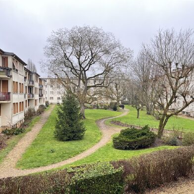 Appartement 4 pièces 215000 €