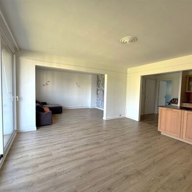 Appartement 4 pièces 259000 €