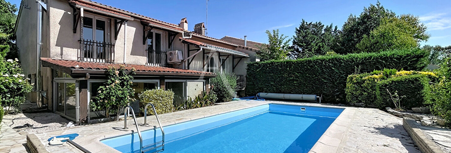 Maison 8 Pièces 143 m² à vendre à Castelginest (31780)