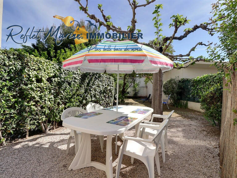 LA CIOTAT quartier clos des plages T1/2 avec 100mé de jardin — photo 1