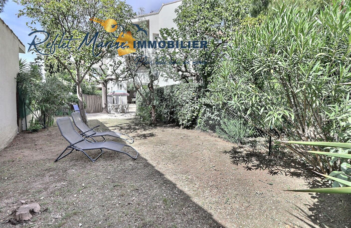 LA CIOTAT quartier clos des plages T1/2 avec 100mé de jardin — photo 4