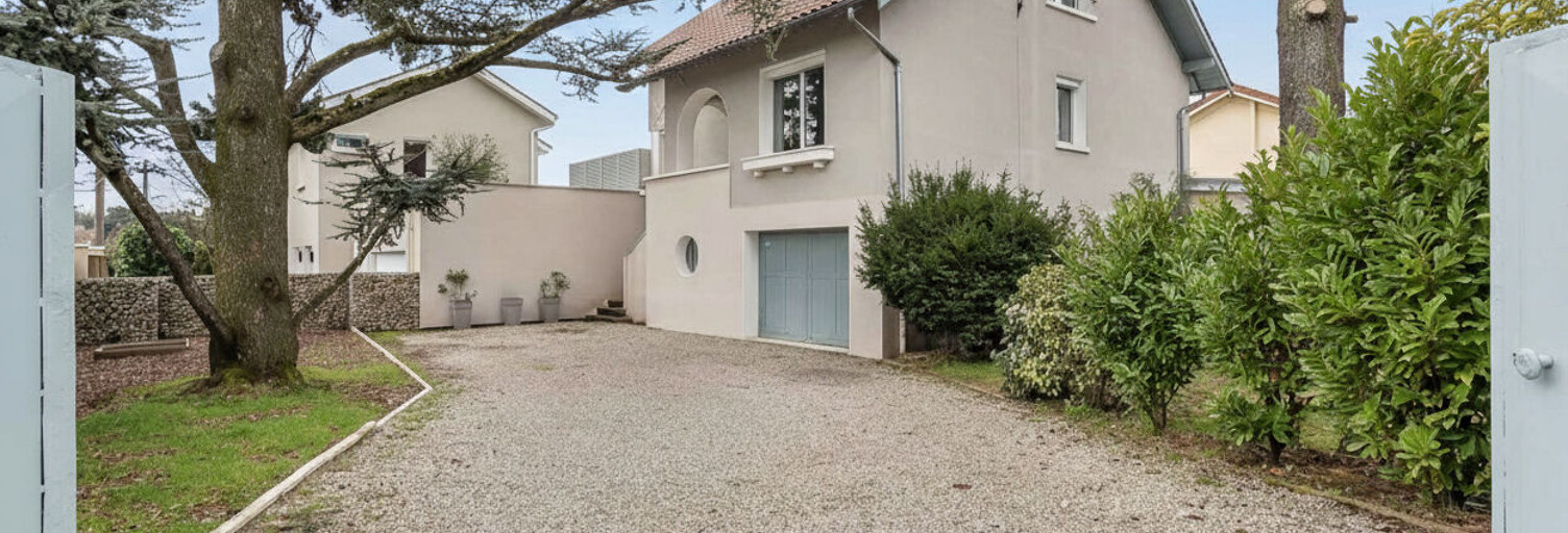 Maison 8 Pièces 190 m² à vendre à Sainte-Foy-lès-Lyon (69110)