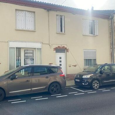 Immeuble  124900 €