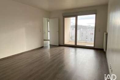 Appartement 3 pièces 774 €