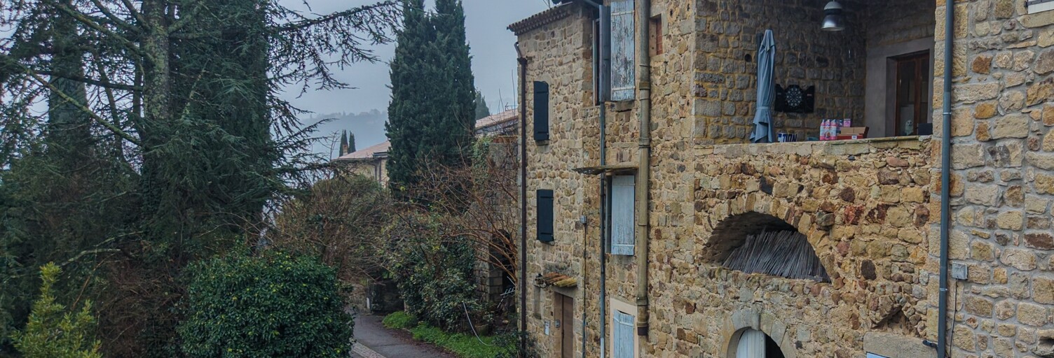 Maison 5 Pièces 300 m² à vendre à Ucel (07200)