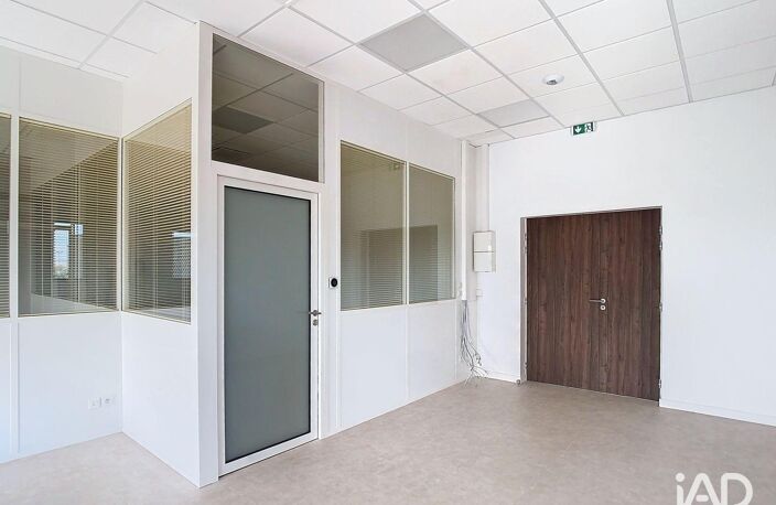 Location Bureaux 120 m&sup2; — photo 3