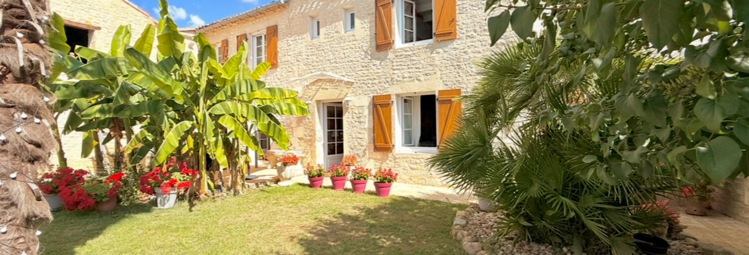 Maison 6 Pièces 170 m² à vendre à Tourriers (16560)