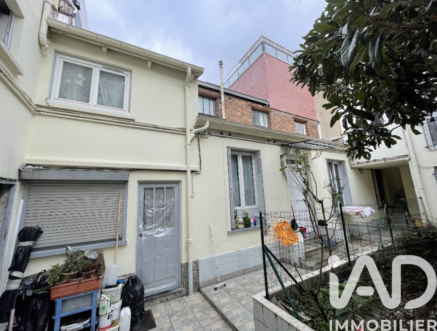 Vente Immeuble 280 m² - Photo 2