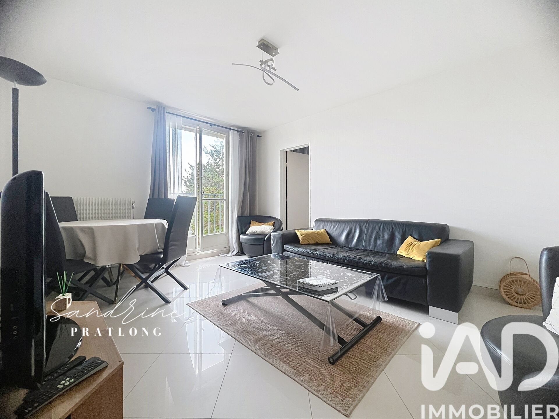 Vente Appartement 4 pièces - Photo 2