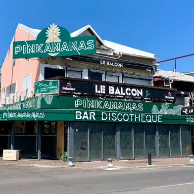 Commerce  750000 €