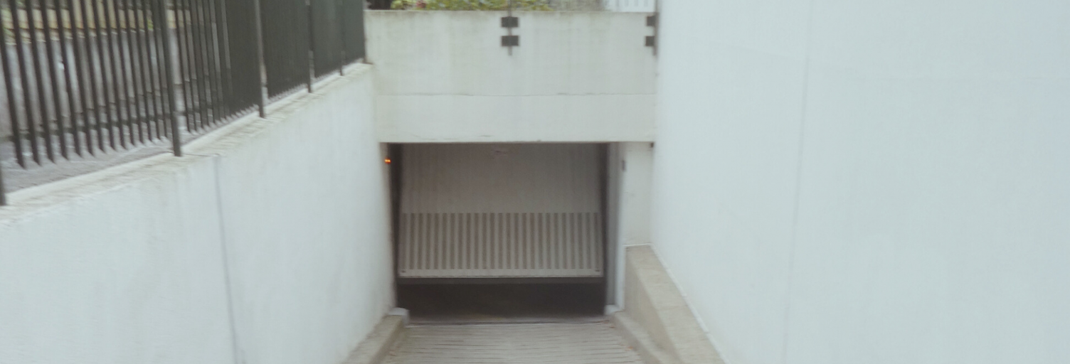 Garage  11 m² à vendre à Paris 15 (75015)