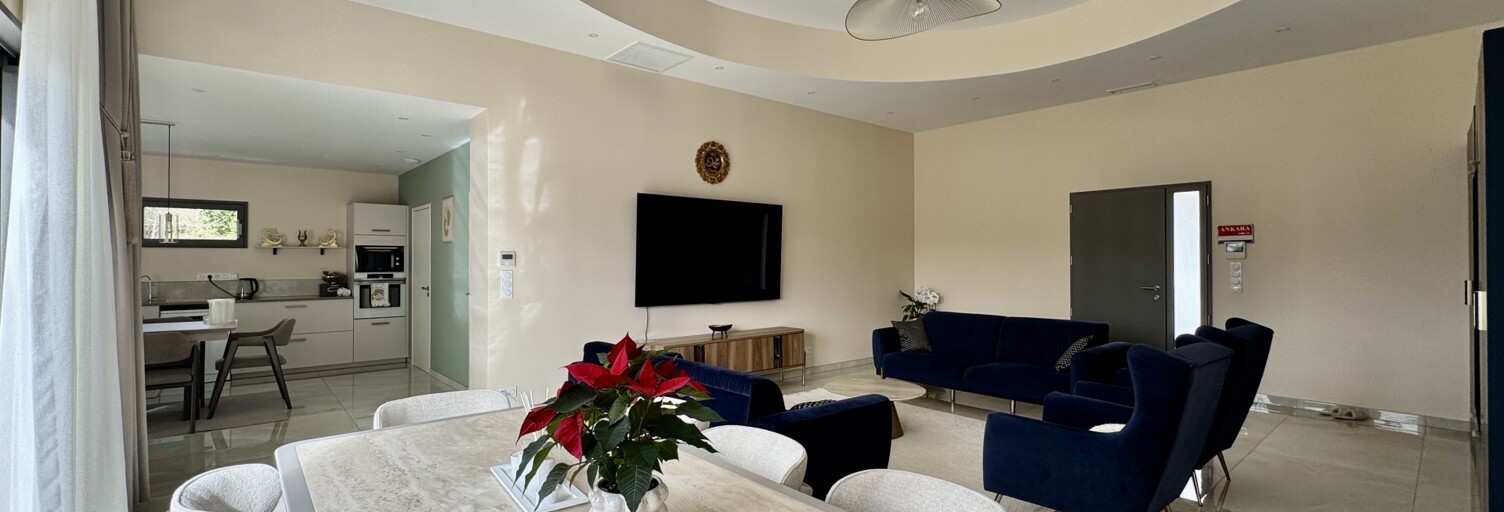 Maison 7 Pièces 187 m² à vendre à Pompignac (33370)