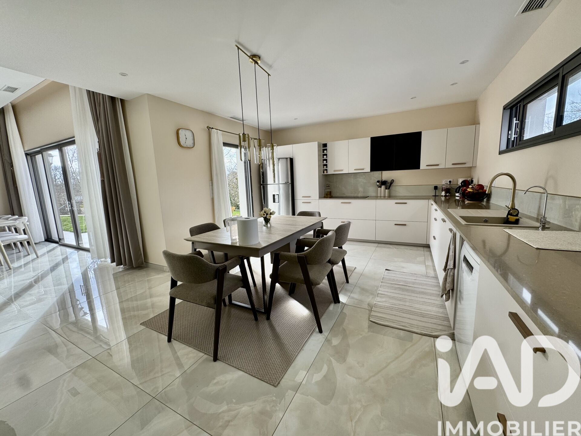Maison à vendre, 7 pièces, 187 m², Pompignac