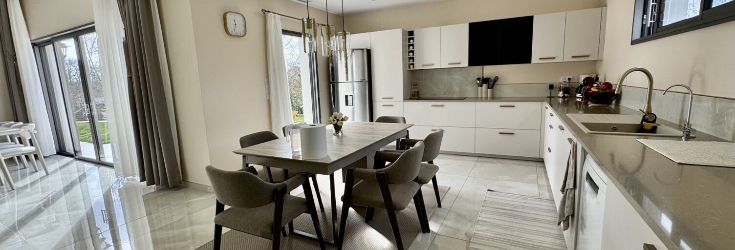 Maison 7 Pièces 187 m² à vendre à Pompignac (33370)