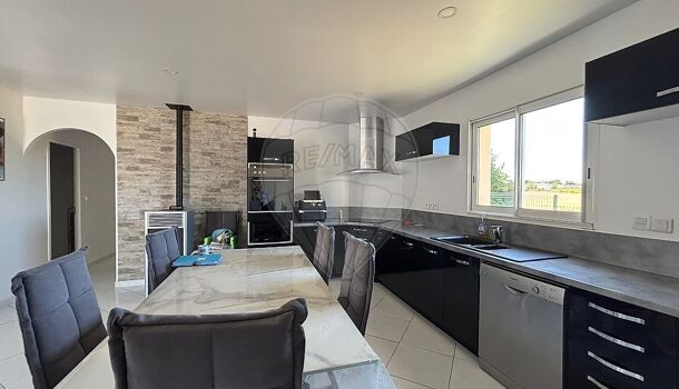 Villa / Maison 4 pièces  à vendre Saint-Sulpice-de-Royan 17200