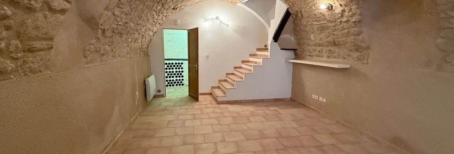 Maison 3 Pièces 84 m² à louer à Jouques (13490)