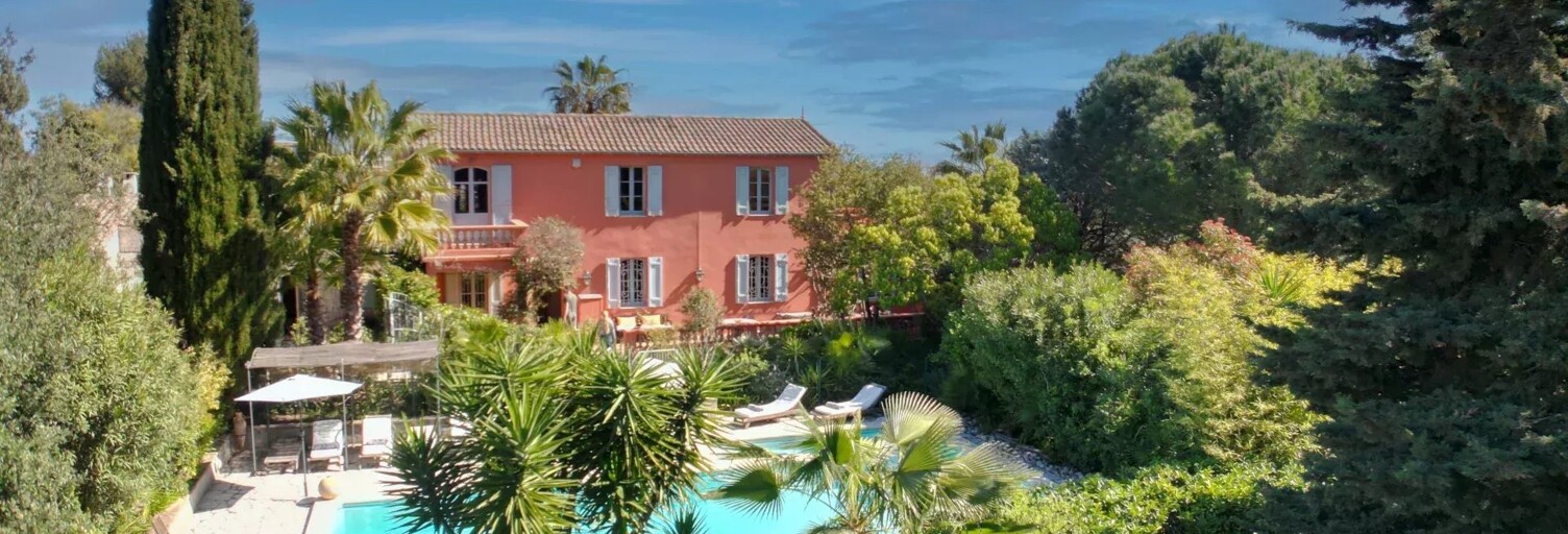 Maison 11 Pièces 267 m² à vendre à Antibes (06600)
