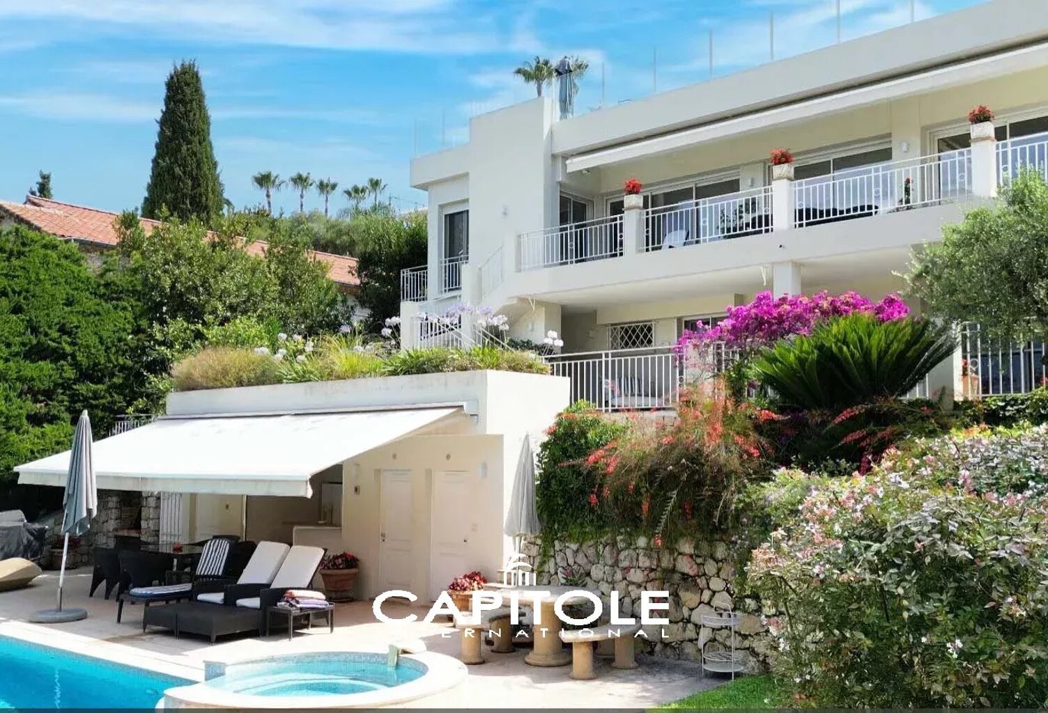 Cap d'Antibes -  Vue mer panoramique - Superbe Villa d'architect — photo 1