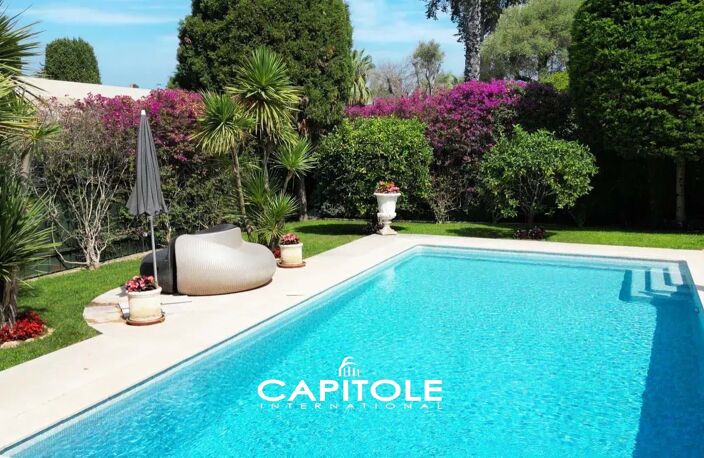 Cap d'Antibes -  Vue mer panoramique - Superbe Villa d'architect — photo 2