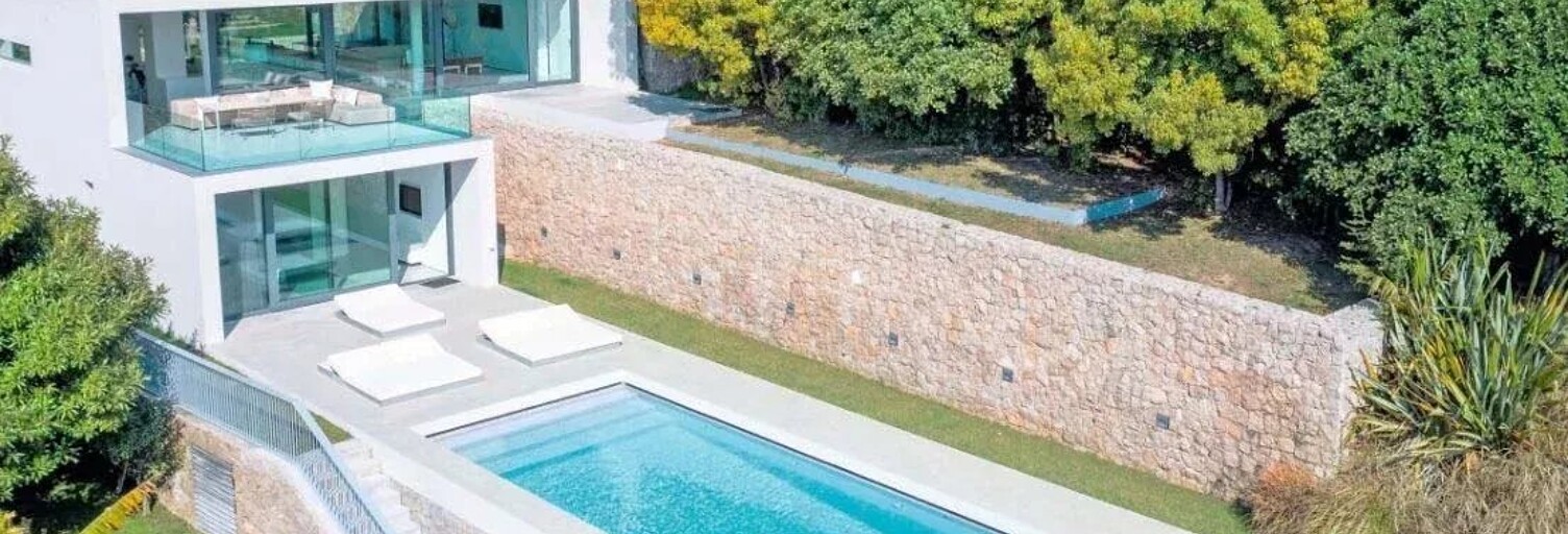 Maison 5 Pièces 220 m² à vendre à Vallauris (06220)