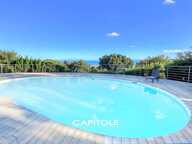 Proche Antibes - Vue mer imprenable, Villa d’exception de 294 m² — photo 2