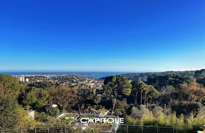 Proche Antibes - Vue mer imprenable, Villa d’exception de 294 m² — photo 3
