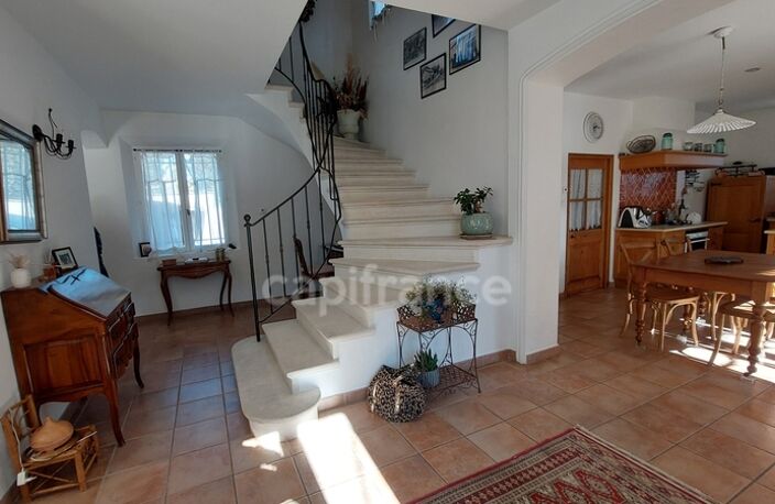 Maison 5 pièces 147 m² – 3 chambres – Piscine – Jardin – Proche Saint-Rémy-de-Provence — photo 4