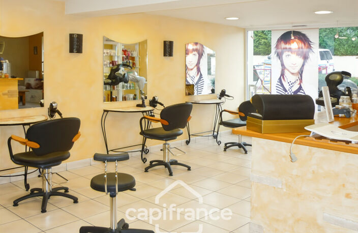 FONDS DE COMMERCE – SALON DE COIFFURE & ESTHÉTIQUE — photo 5