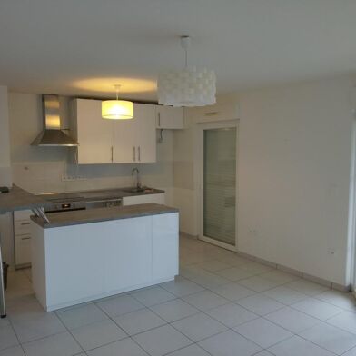 Appartement 3 pièces 1100 €