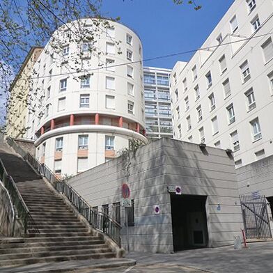 Appartement 1 pièces 530 €