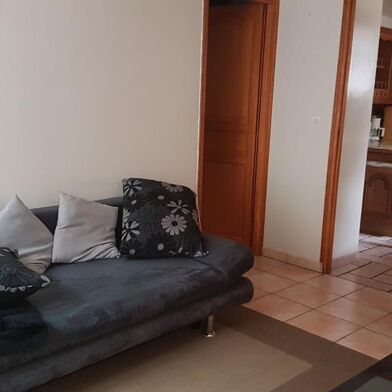 Appartement 2 pièces 800 €