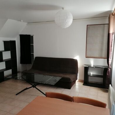 Appartement 1 pièces 700 €