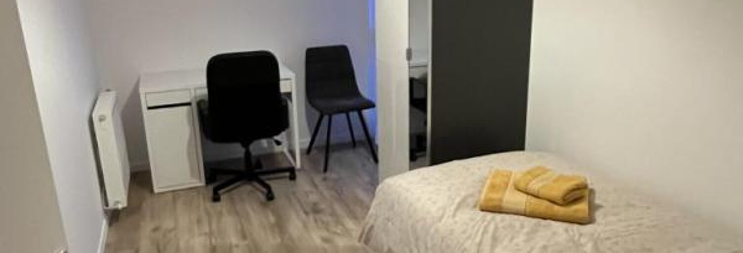 Appartement 1 Pièce 10 m² à louer à Les Ulis (91940)