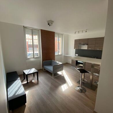 Appartement 2 pièces 740 €