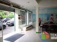 Local commercial de 192m² sur le centre ville de  Saint -André — photo 2