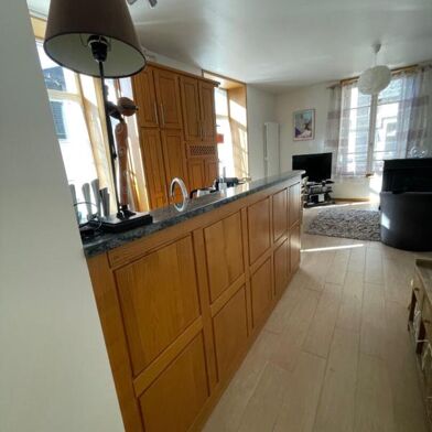 Appartement 4 pièces 185000 €