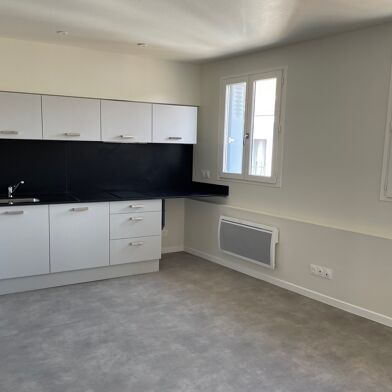 Appartement 1 pièces 560 €