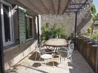 MAISON DE VILLAGE - 7 PIÈCES SAINT GEORGES DE RENEINS — photo 2