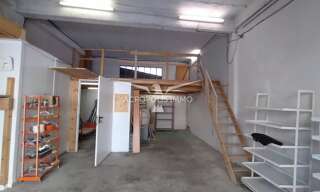 Local industriel  47 m² à louer à Nice (06300)