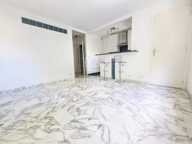 STUDIO 27 m² CROIX DES GARDES CANNES — photo 4
