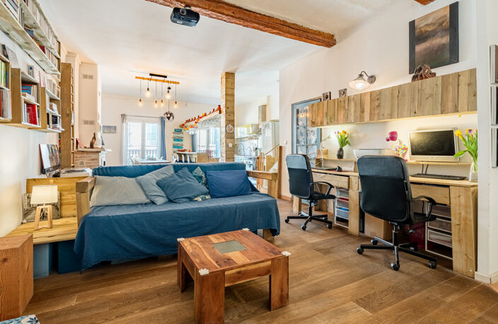 Appartement T4 de 80m2  avec caractère  Coeur Aubagne — photo 3