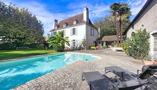 Villa / Maison 9 pièces  à vendre Pau 64000