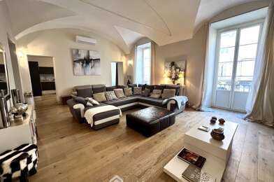 Appartement 4 pièces 639000 €