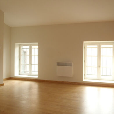 Appartement 3 pièces 570 €