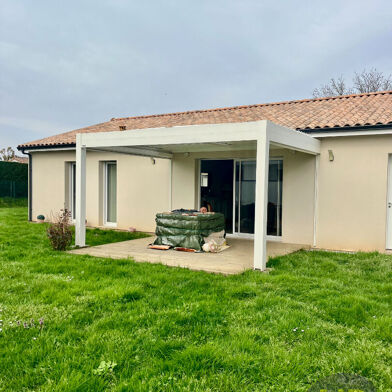 Maison 4 pièces 334400 €