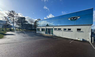 Commerce  2320 m² à vendre à Tinqueux (51430)